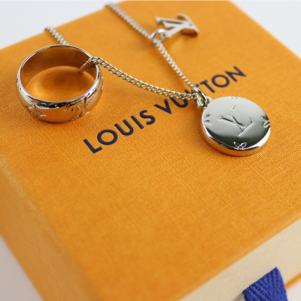 LOUIS VUITTONルイヴィトン リングネックレス モノグラム