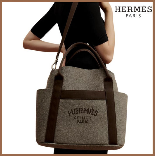 《オシャレなトートバッグ★》HERMES グルーミングバッグ Acier H079956CK1V