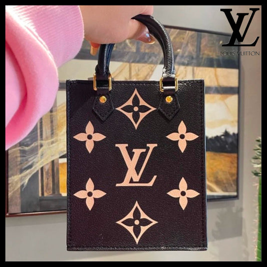 【コンパクトで可愛い♪】Louis Vuitton プティット・サックプラ