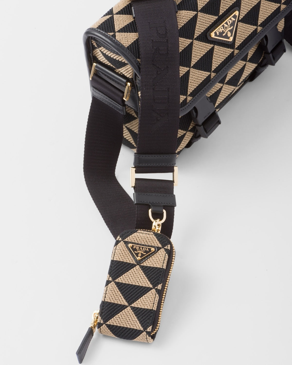 【PRADA】プラダ シンボル エンブロイダリーファブリックバッグ