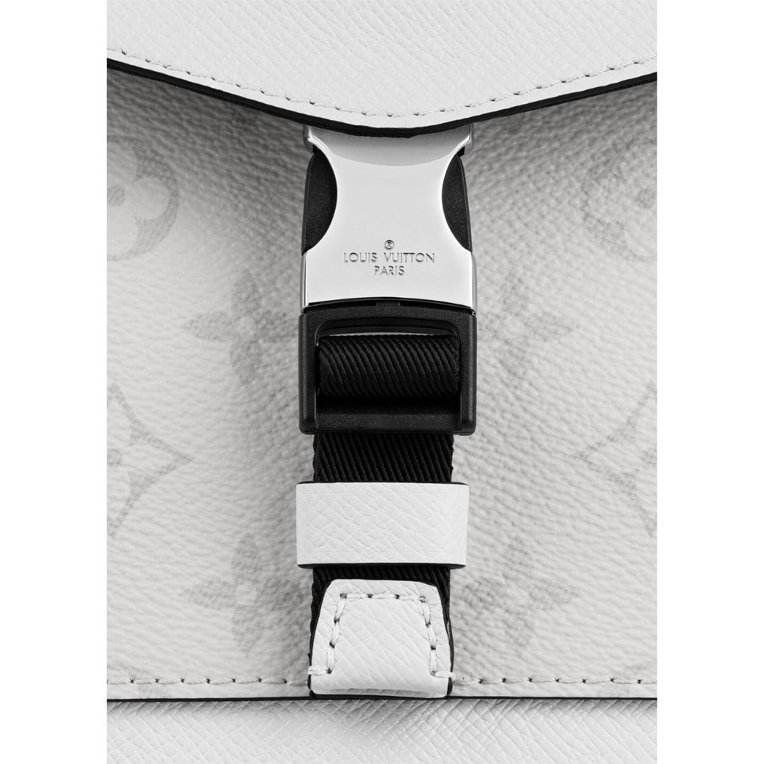 Louis Vuitton★レザー フラップ・メッセンジャーバッグ