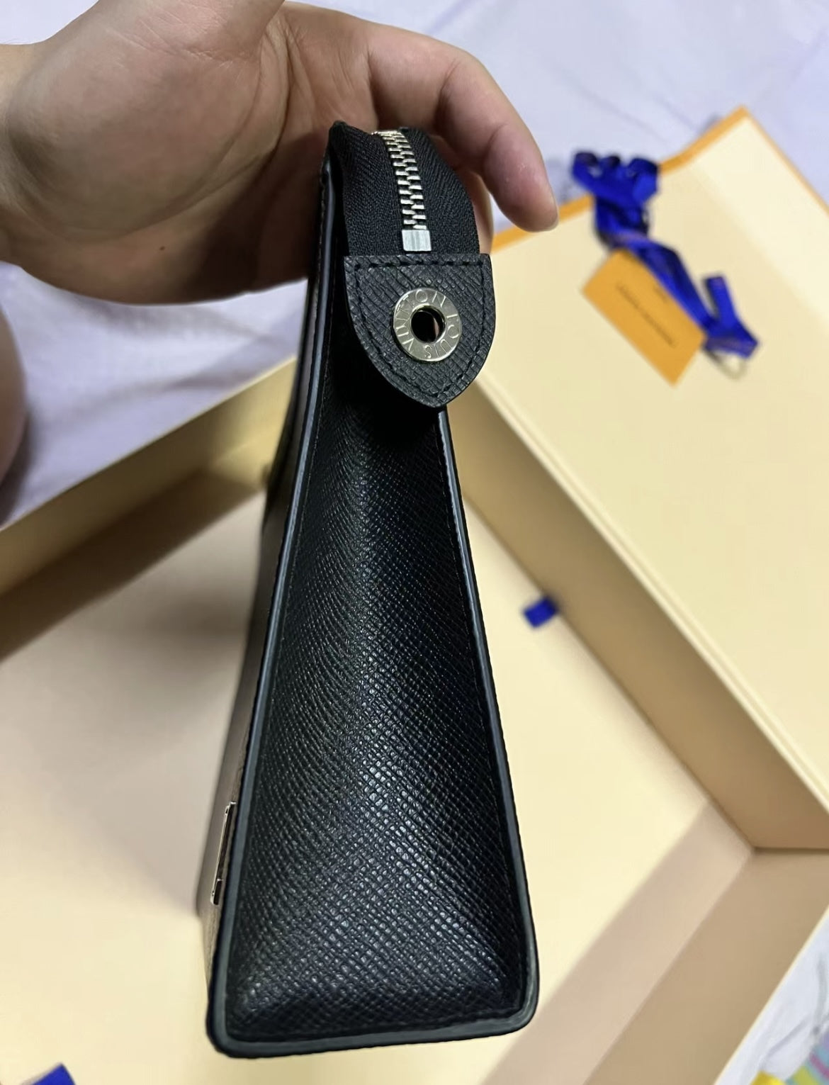 【シンプルお洒落に♪】ルイヴィトン★セカンドバッグ M30450