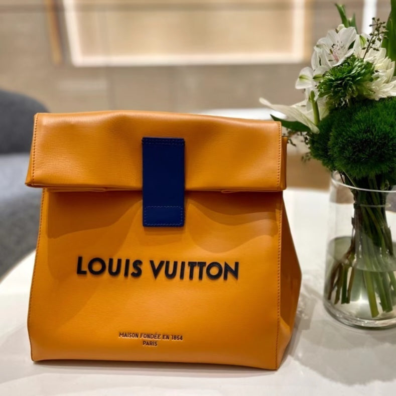 ◆ユニークデザイン【 Louis Vuitton 】サンドウィッチ・バッグ  M24578