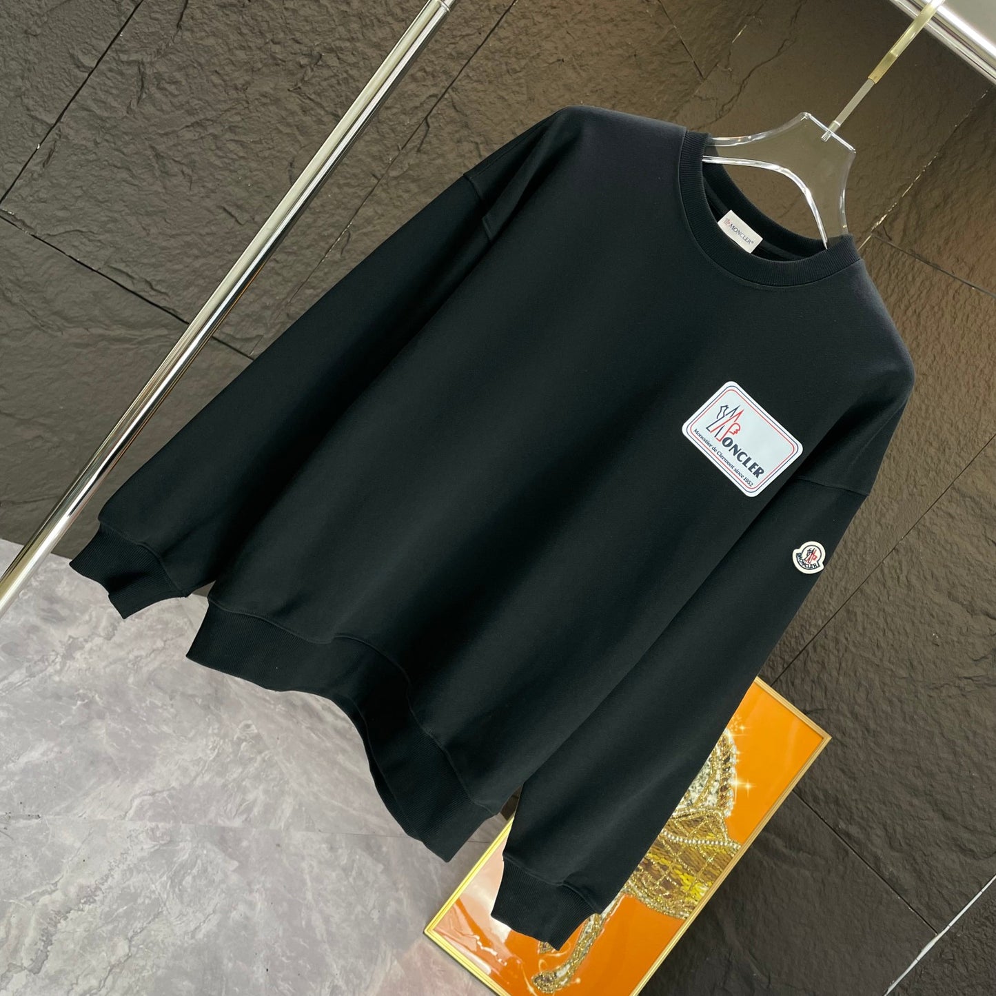 【MONCLER 公式旗艦店】ご好評に付き再入荷！！
