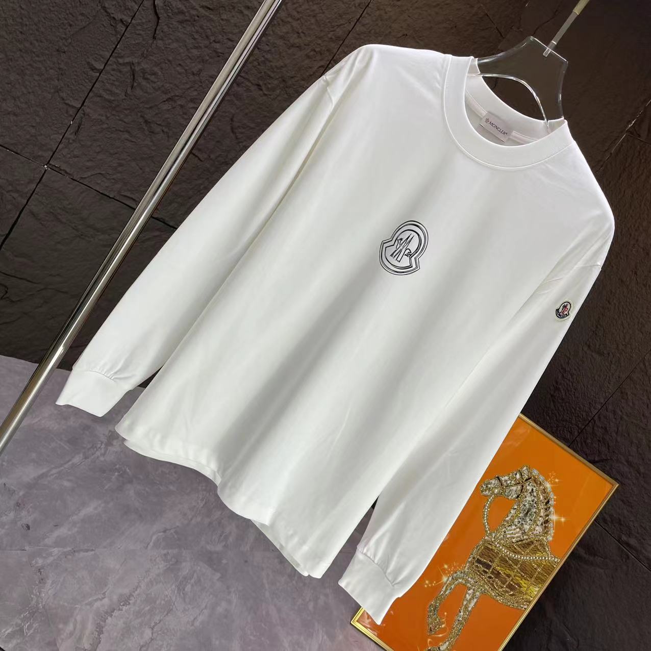 【MONCLER 公式旗艦店】ご好評に付き再入荷！！