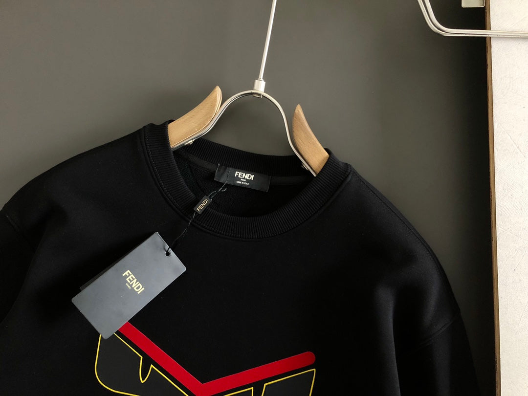 【FENDI 公式旗艦店】着好評に付き再入荷！