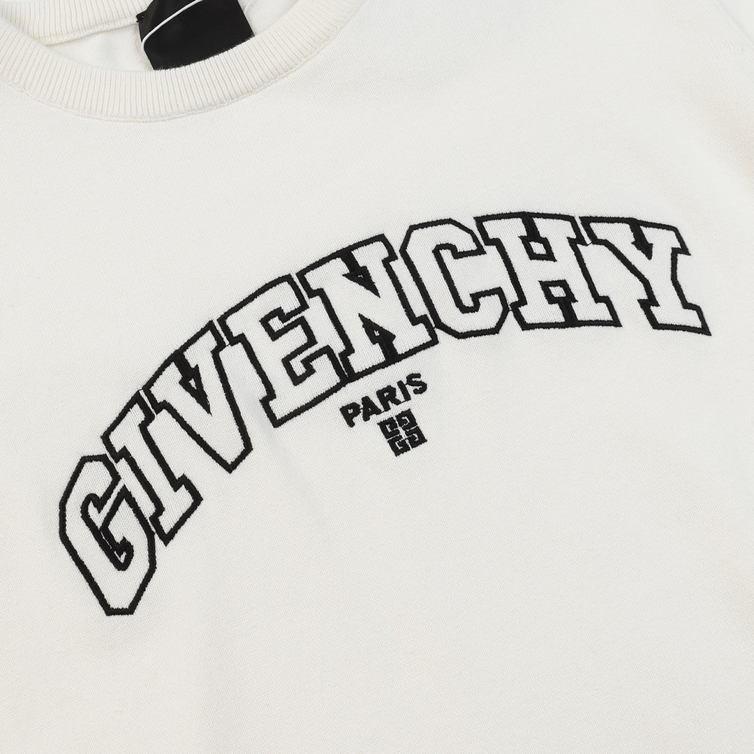 【Givenchy公式旗艦店】好評に付き再入荷！！