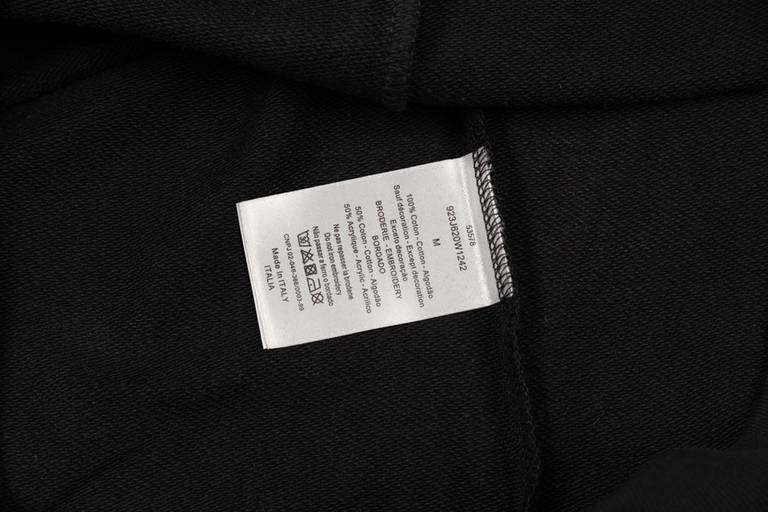 【 Dior 旗艦店】ご好評に付き再入荷！！