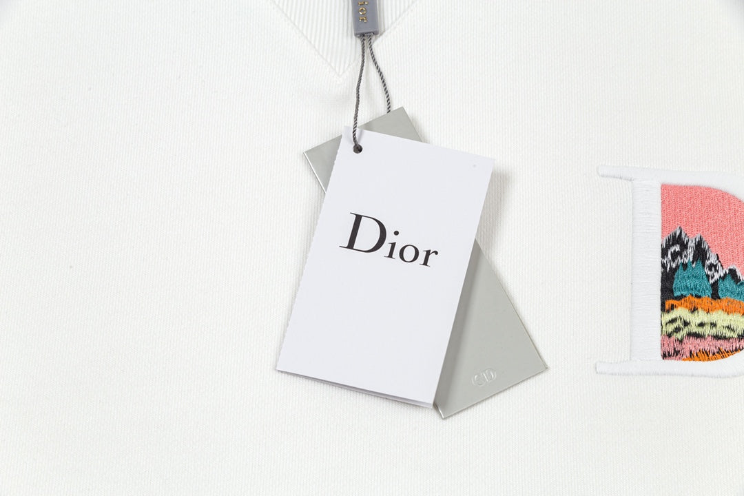 【 Dior 旗艦店】ご好評に付き再入荷！！