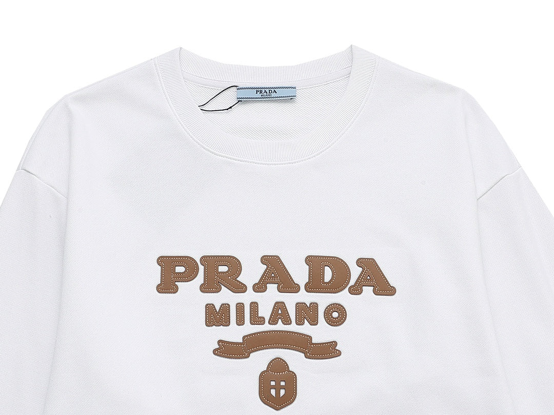 【PRADA公式旗艦店】ご好評に付き再入荷！！