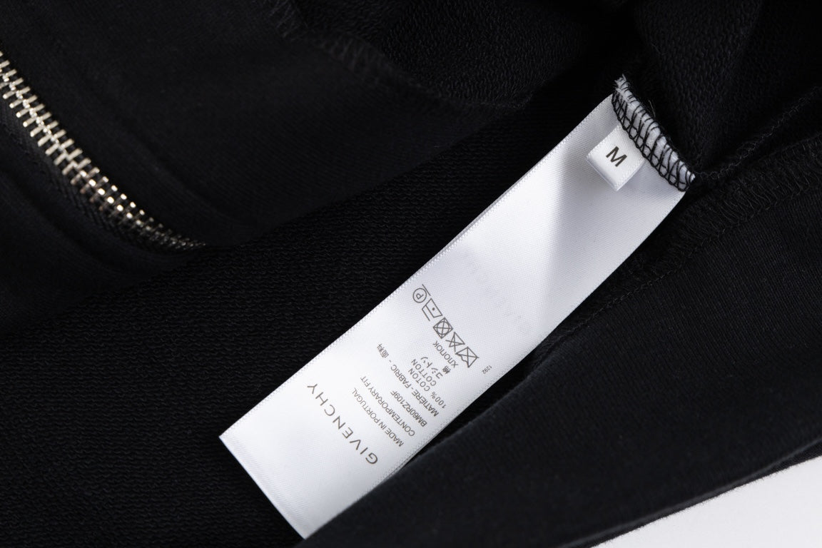 【Givenchy公式旗艦店】好評に付き再入荷！！
