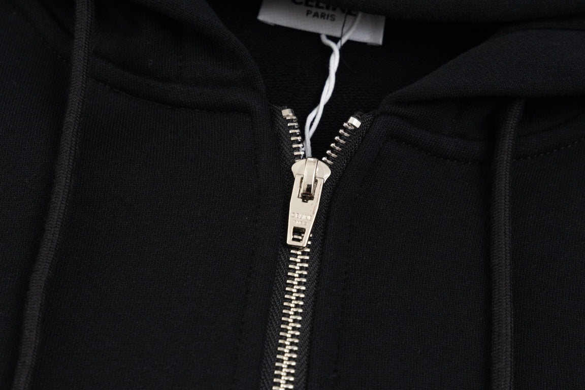 【 Celine 旗艦店】ご好評に付き再入荷！！