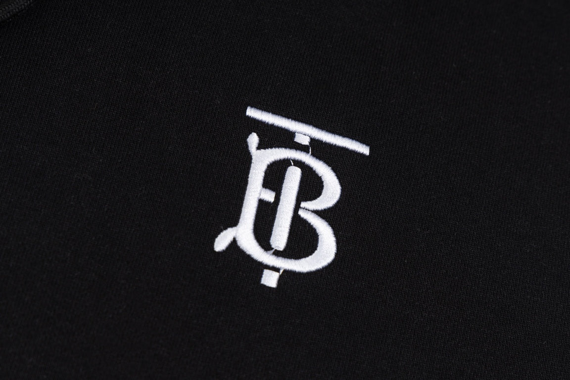 【 Burberry 旗艦店】ご好評に付き再入荷！！