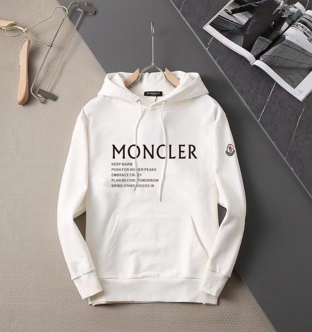 【MONCLER 公式旗艦店】ご好評に付き再入荷！！
