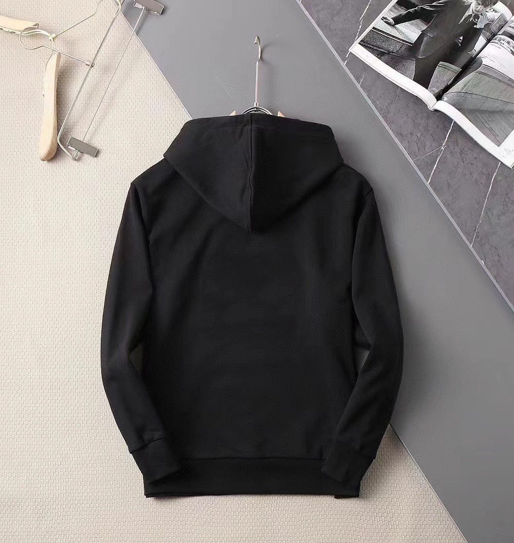 【MONCLER 公式旗艦店】ご好評に付き再入荷！！