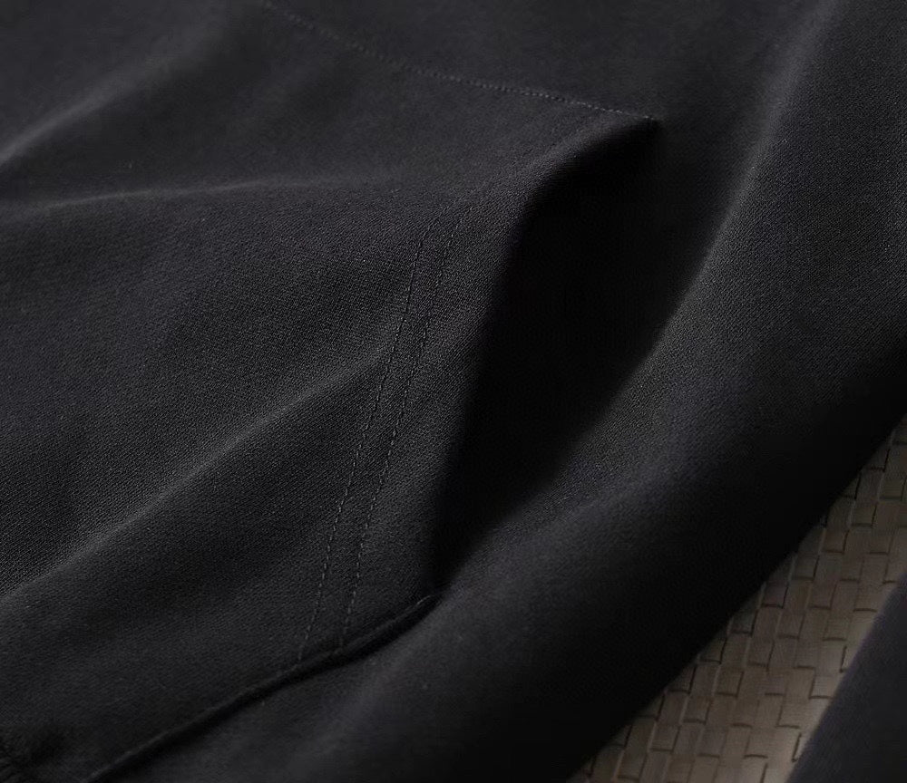 【MONCLER 公式旗艦店】ご好評に付き再入荷！！
