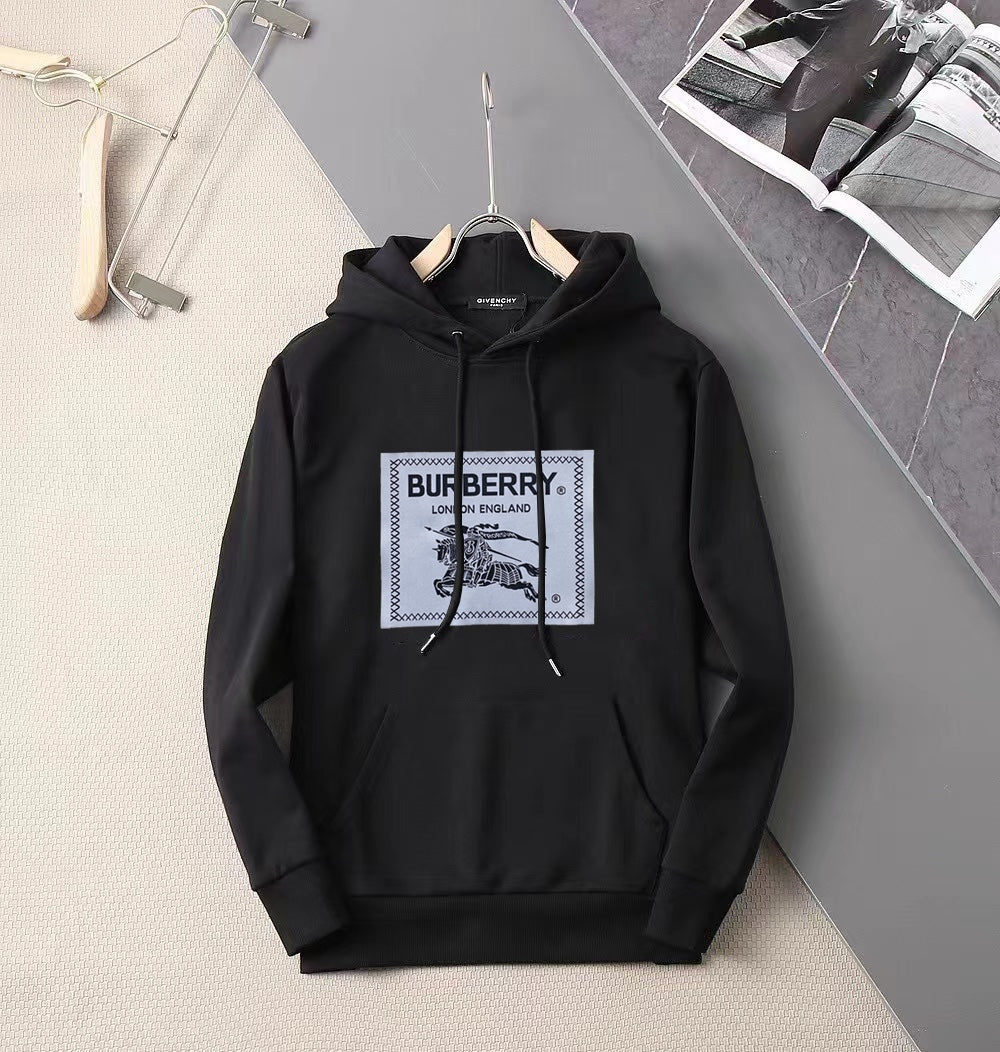 【 Burberry 旗艦店】ご好評に付き再入荷！！