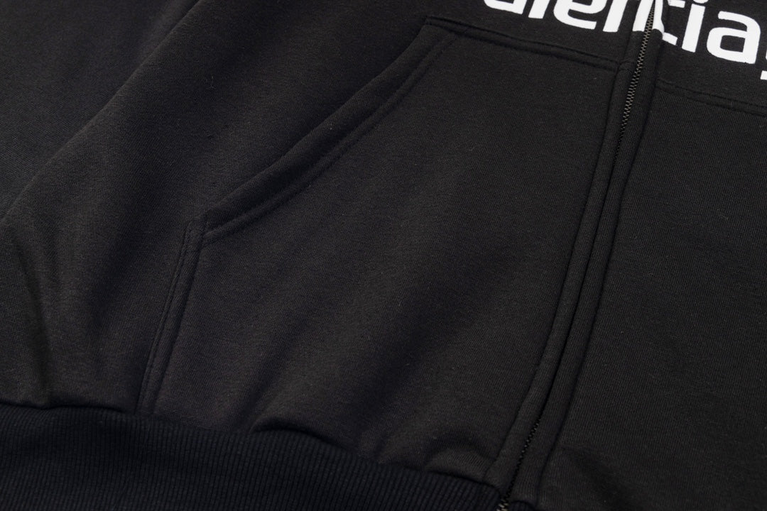 【BALENCIAGA公式旗艦店】好評に付き再入荷！！