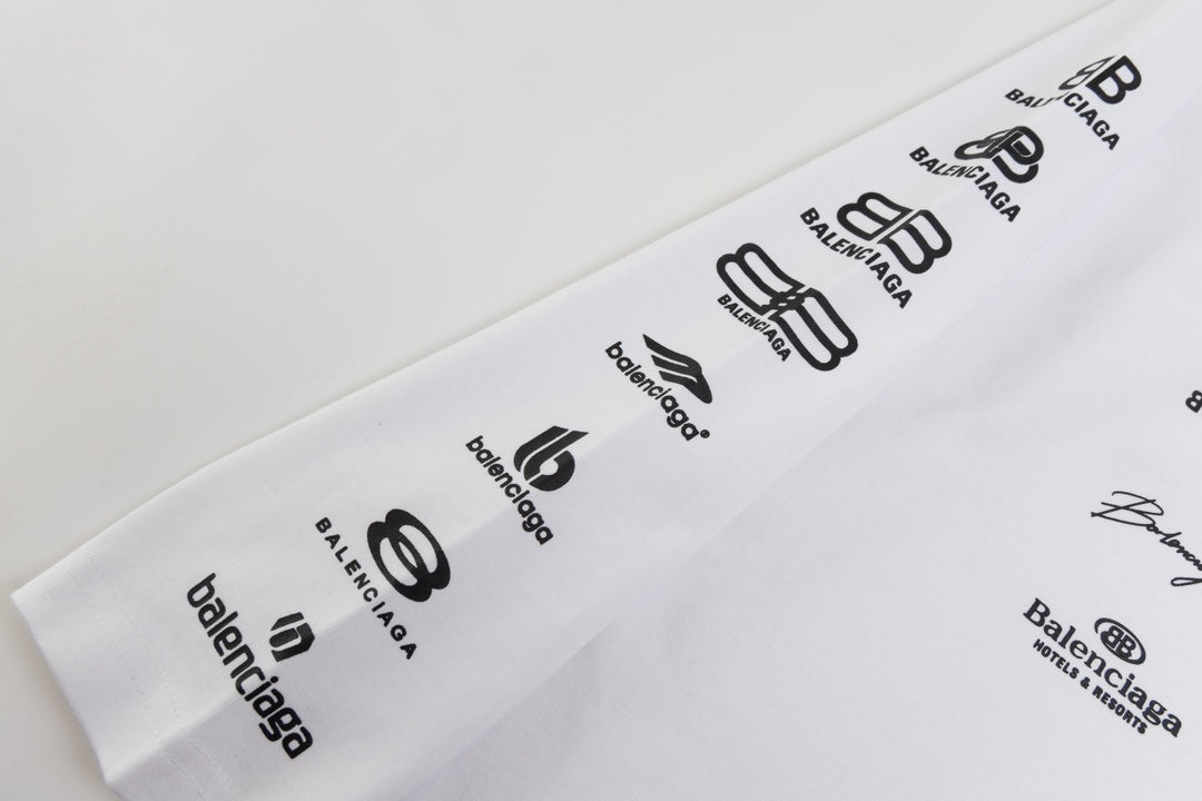 【BALENCIAGA公式旗艦店】好評に付き再入荷！！