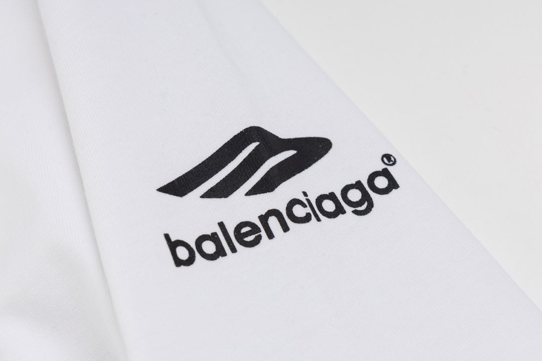 【BALENCIAGA公式旗艦店】好評に付き再入荷！！