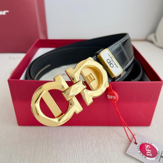 FERRAGAMO 一層目牛革クロコダイル柄ダブルステッチ