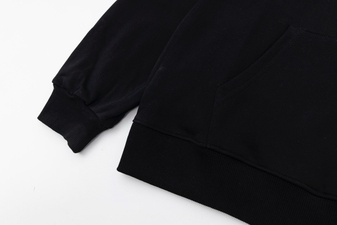 【 Celine 旗艦店】ご好評に付き再入荷！！