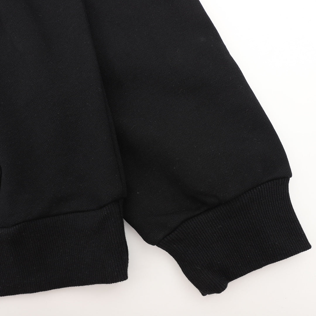 【 Celine 旗艦店】ご好評に付き再入荷！！
