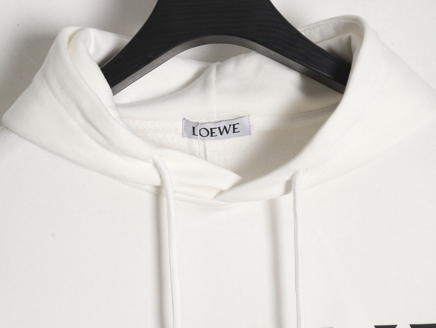 【 LOEWE旗艦店】ご好評に付き再入荷！！