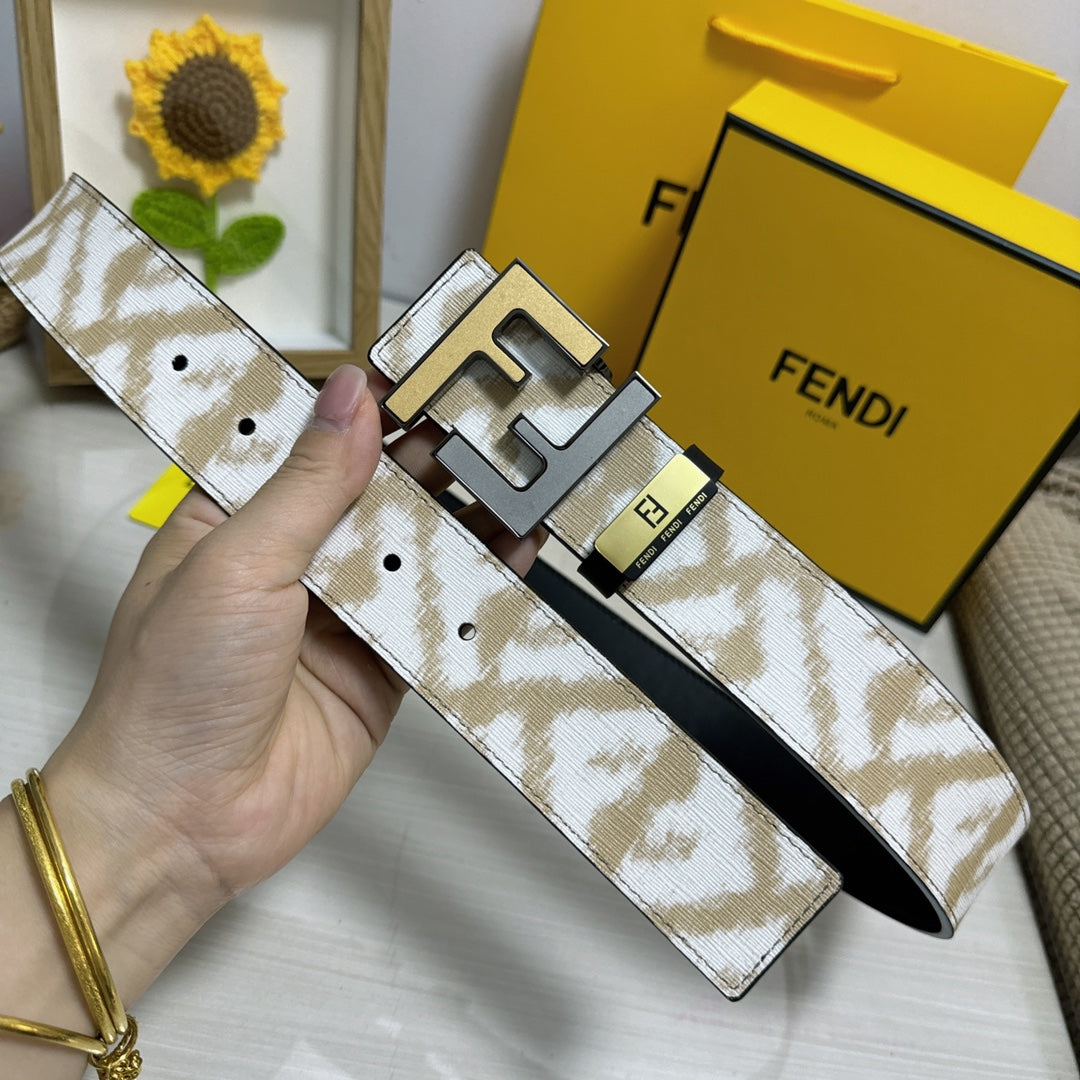 【FENDI 公式旗艦店】着好評に付き再入荷！