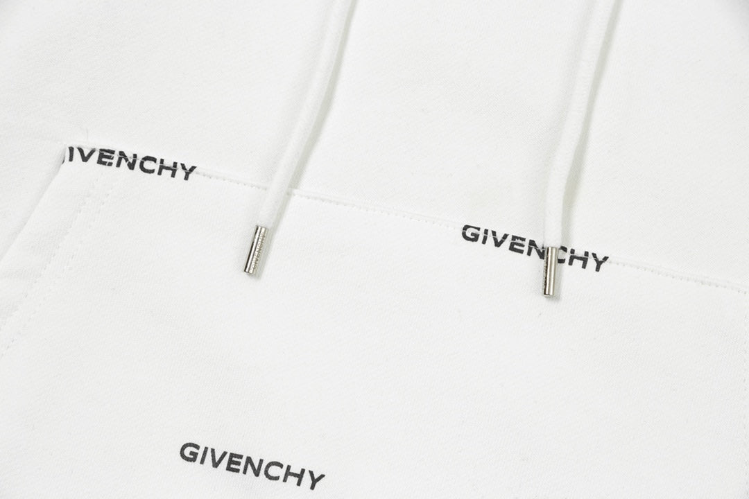 【Givenchy公式旗艦店】好評に付き再入荷！！