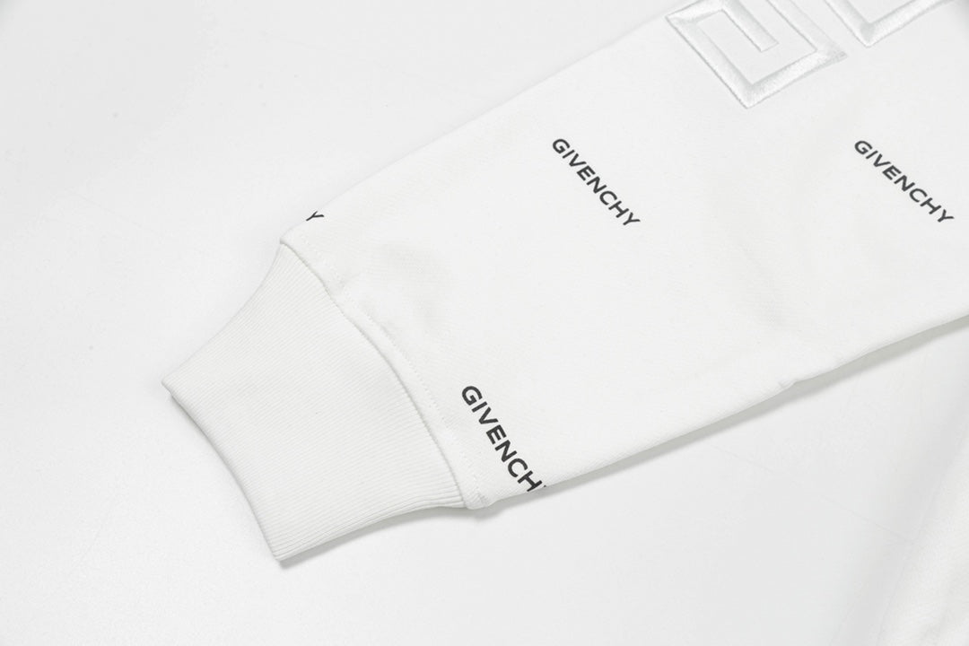 【Givenchy公式旗艦店】好評に付き再入荷！！