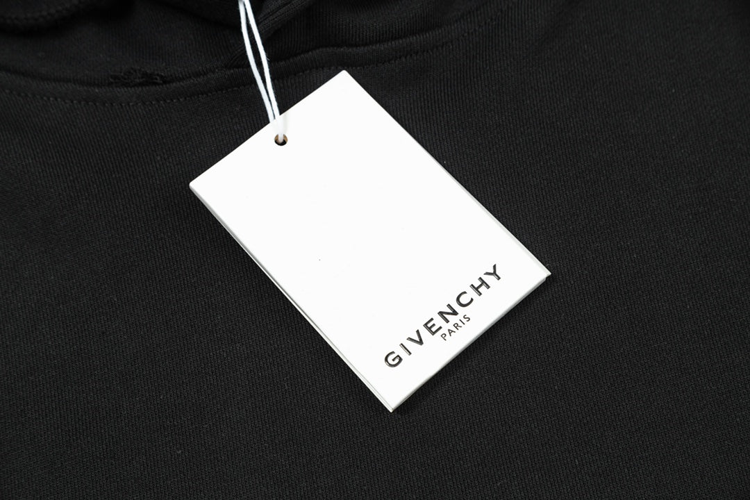 【Givenchy公式旗艦店】好評に付き再入荷！！