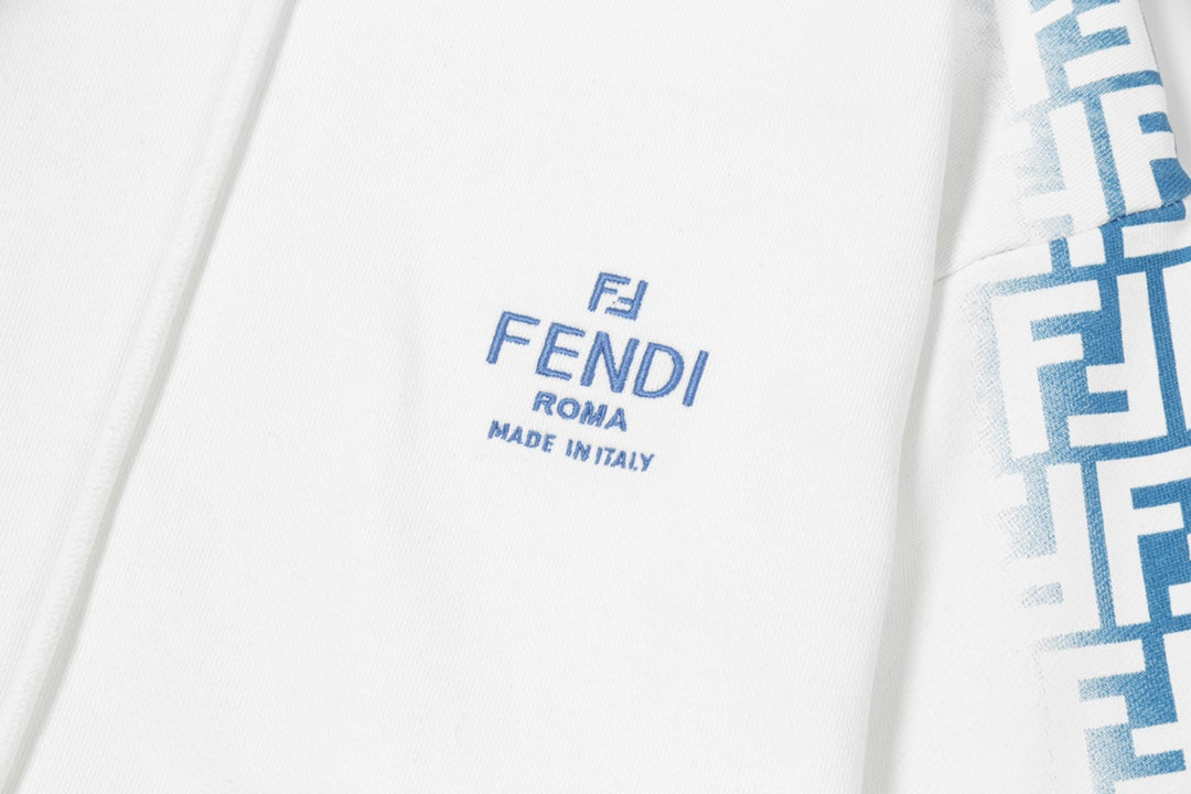 【FENDI 公式旗艦店】好評に付き再入荷！！