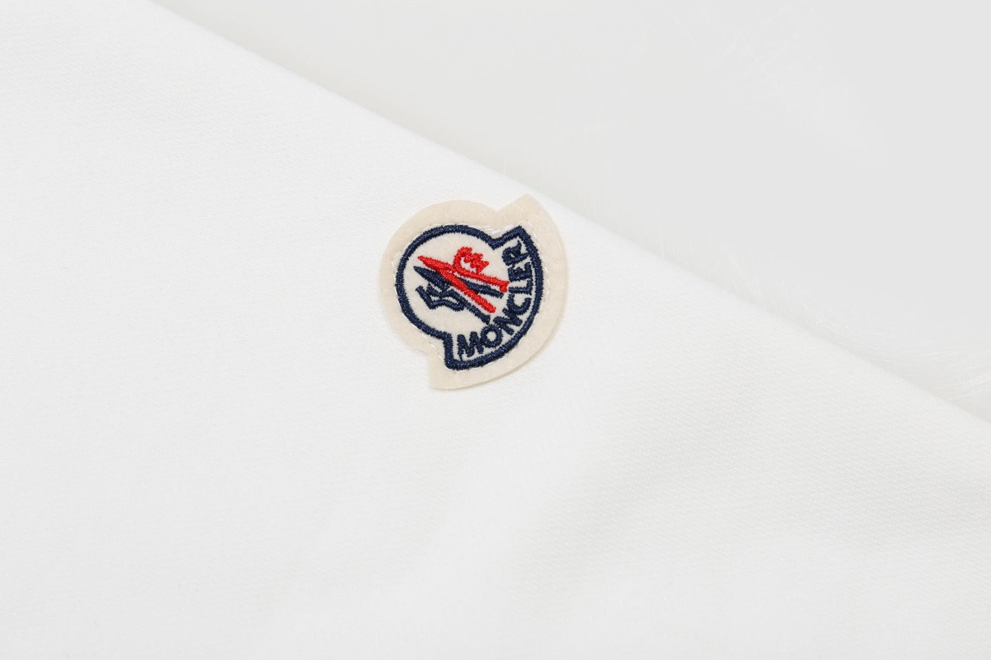 【MONCLER 公式旗艦店】ご好評に付き再入荷！！