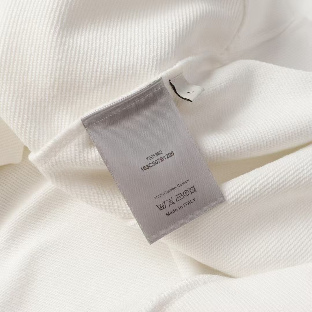 【 Dior 旗艦店】ご好評に付き再入荷！！