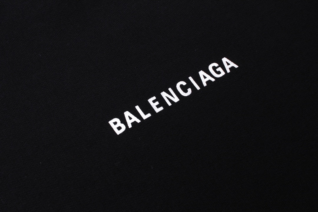 【BALENCIAGA公式旗艦店】好評に付き再入荷！！