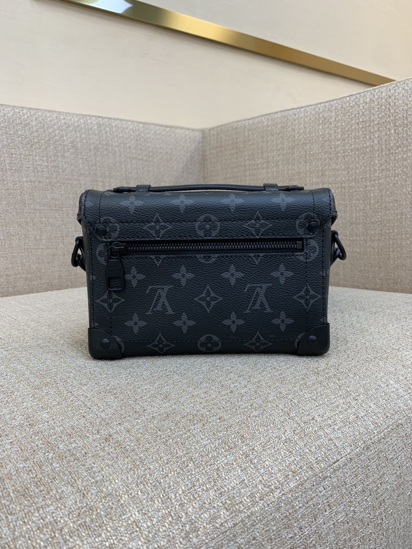 Louis Vuittonソウルトランク ハンドバッグ M11743