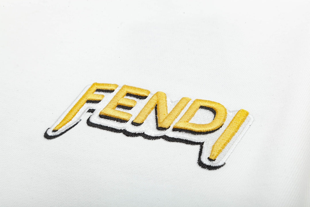 【FENDI 公式旗艦店】着好評に付き再入荷！