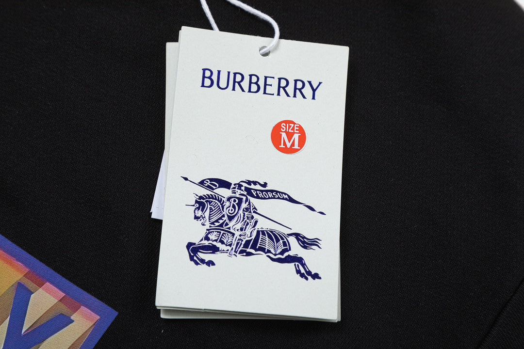 【 Burberry 旗艦店】ご好評に付き再入荷！！
