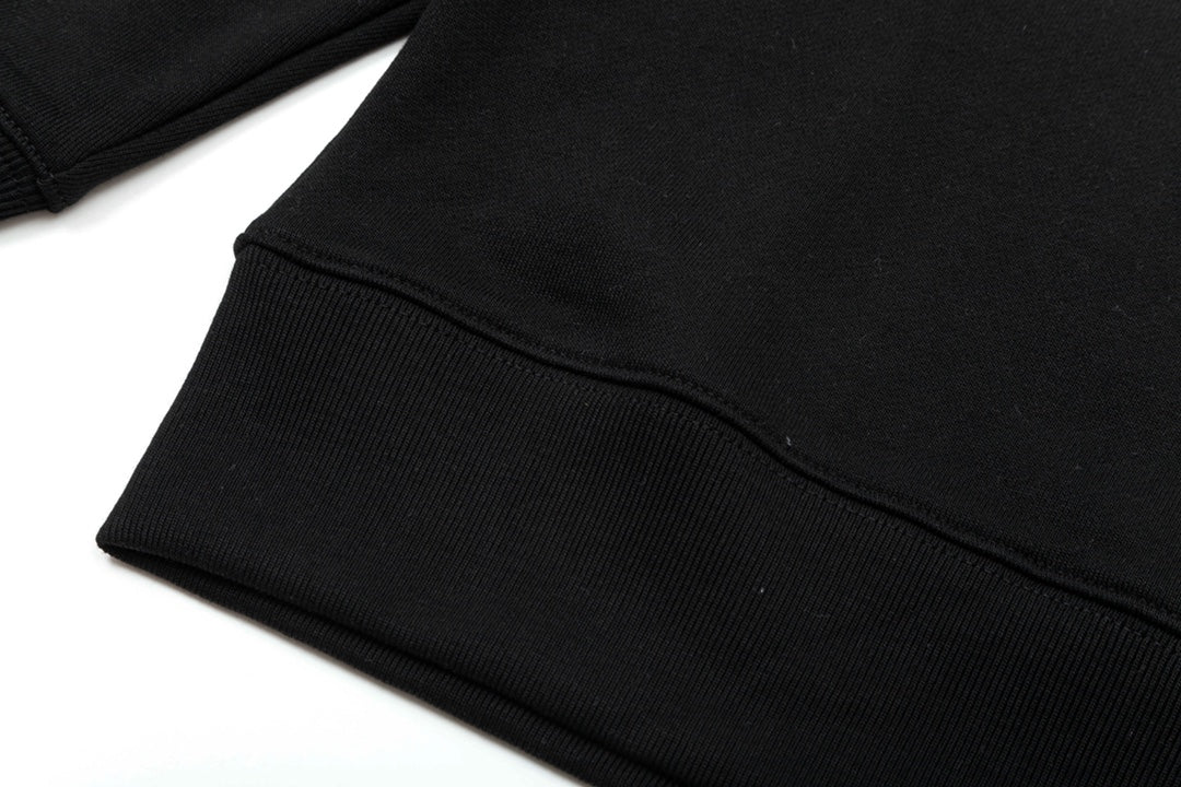 【PRADA公式旗艦店】ご好評に付き再入荷！！