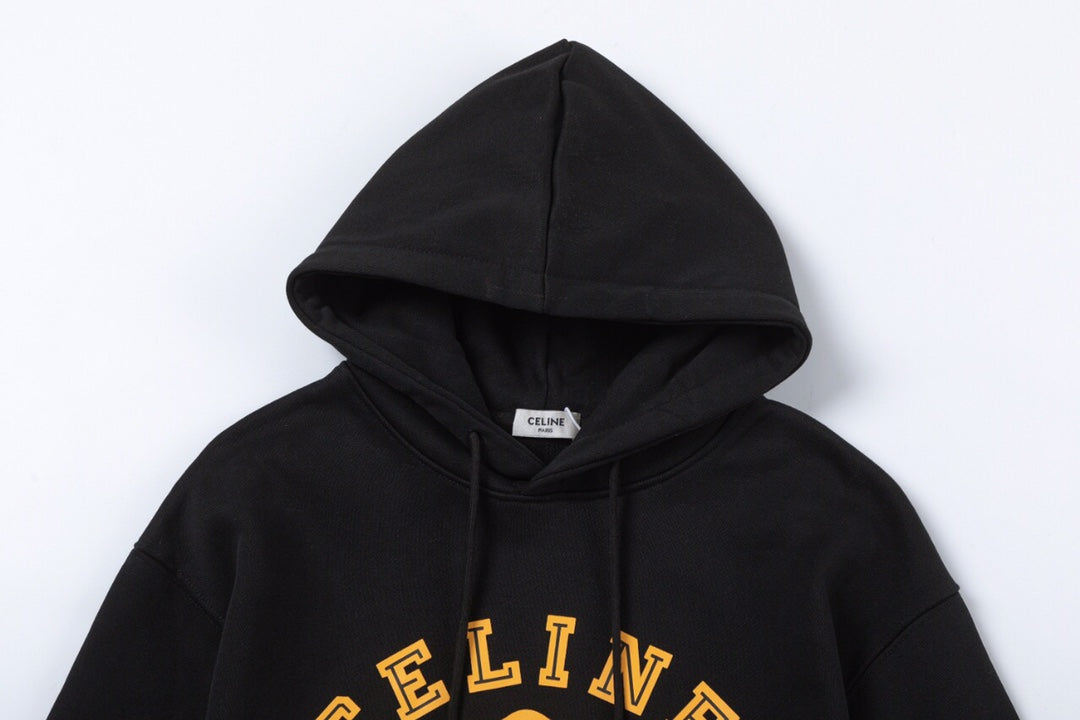 【 Celine 旗艦店】ご好評に付き再入荷！！