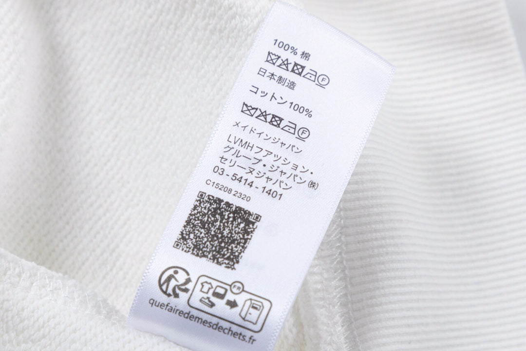 【 Celine 旗艦店】ご好評に付き再入荷！！
